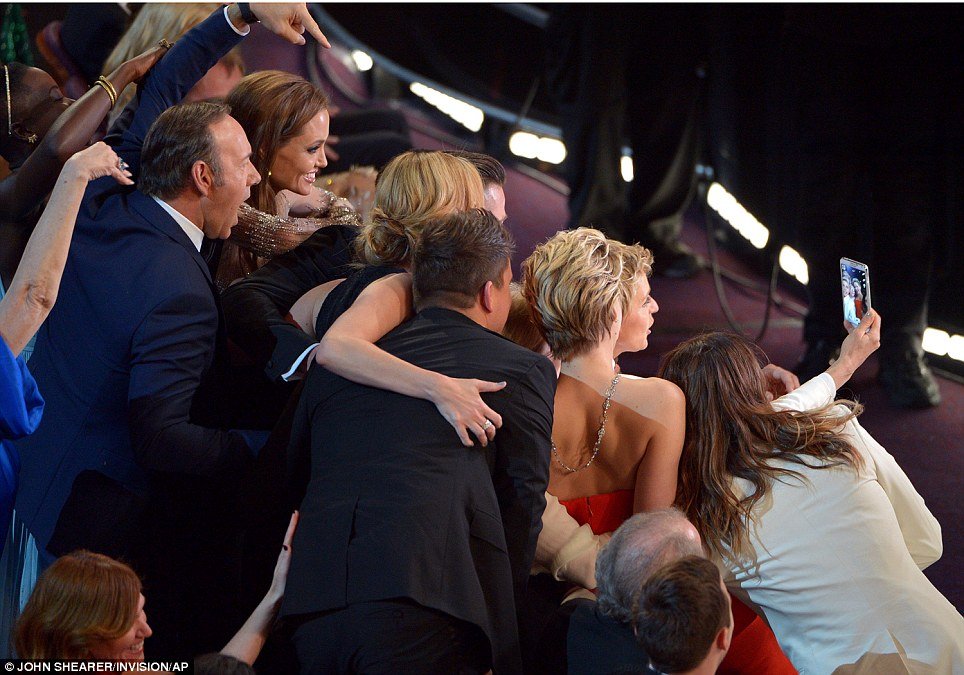 tuit ellen degeneres photo2